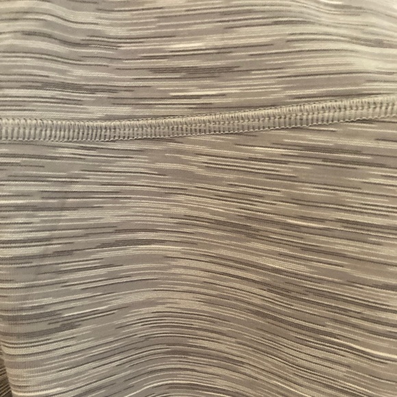 Lululemon Wunder-Under High Rise Tight 28" - Size 6 - Ombre Full-On Luon - Picture 5 of 5